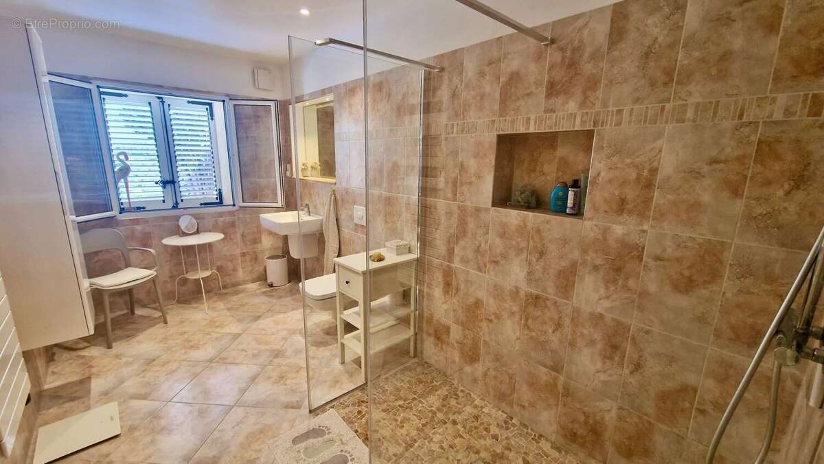 Maison à NEZIGNAN-L&#039;EVEQUE