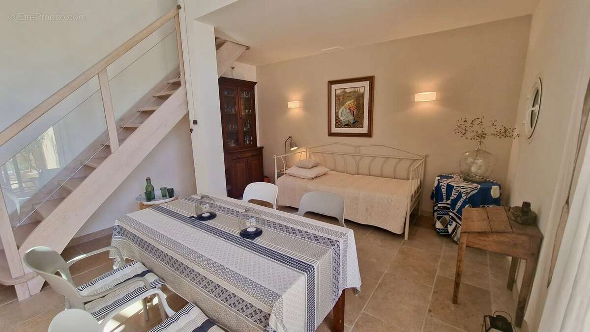 Maison à NEZIGNAN-L&#039;EVEQUE