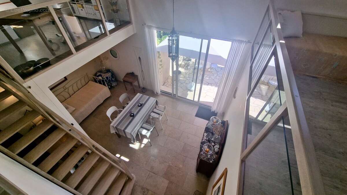 Maison à NEZIGNAN-L&#039;EVEQUE