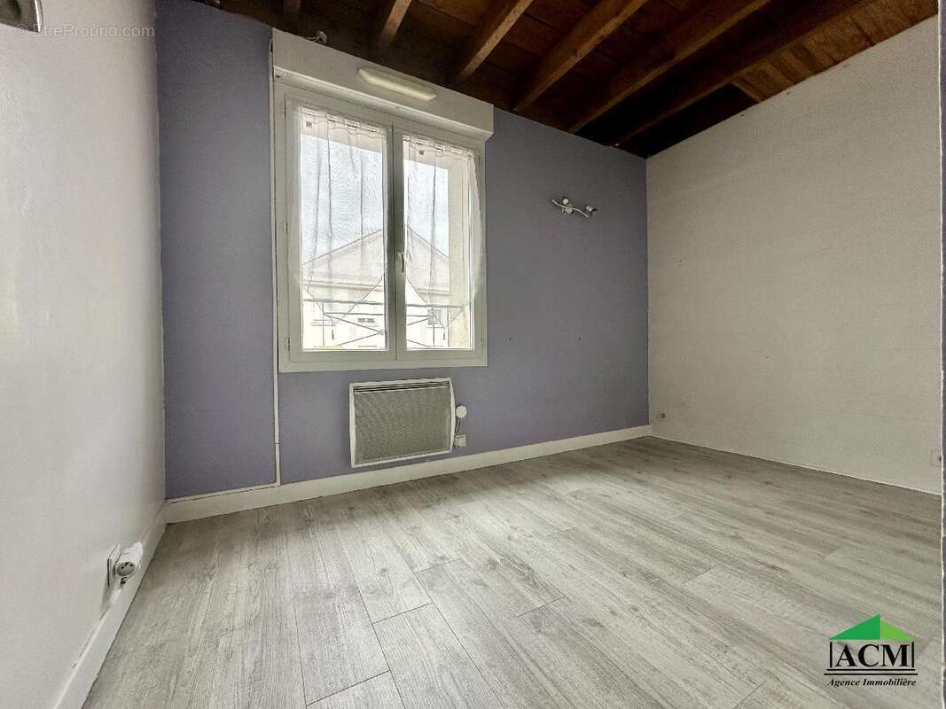 Maison à MERY-SUR-OISE