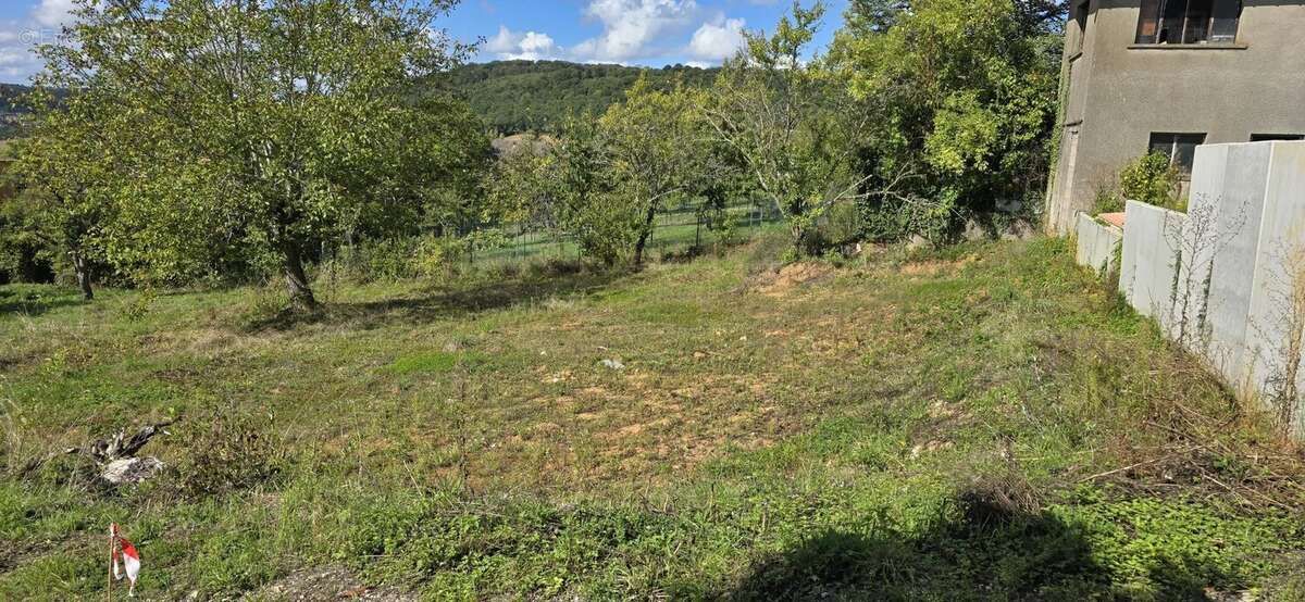 Terrain à BOUXIERES-AUX-DAMES