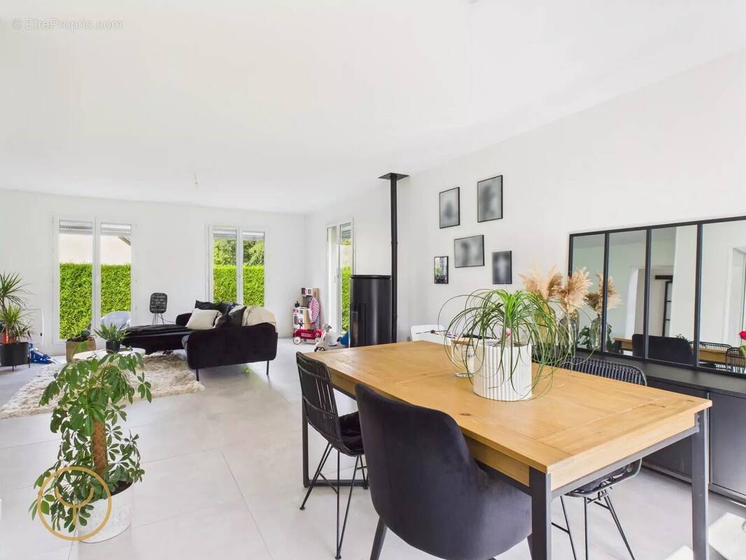 Maison à NOGENT-SUR-SEINE