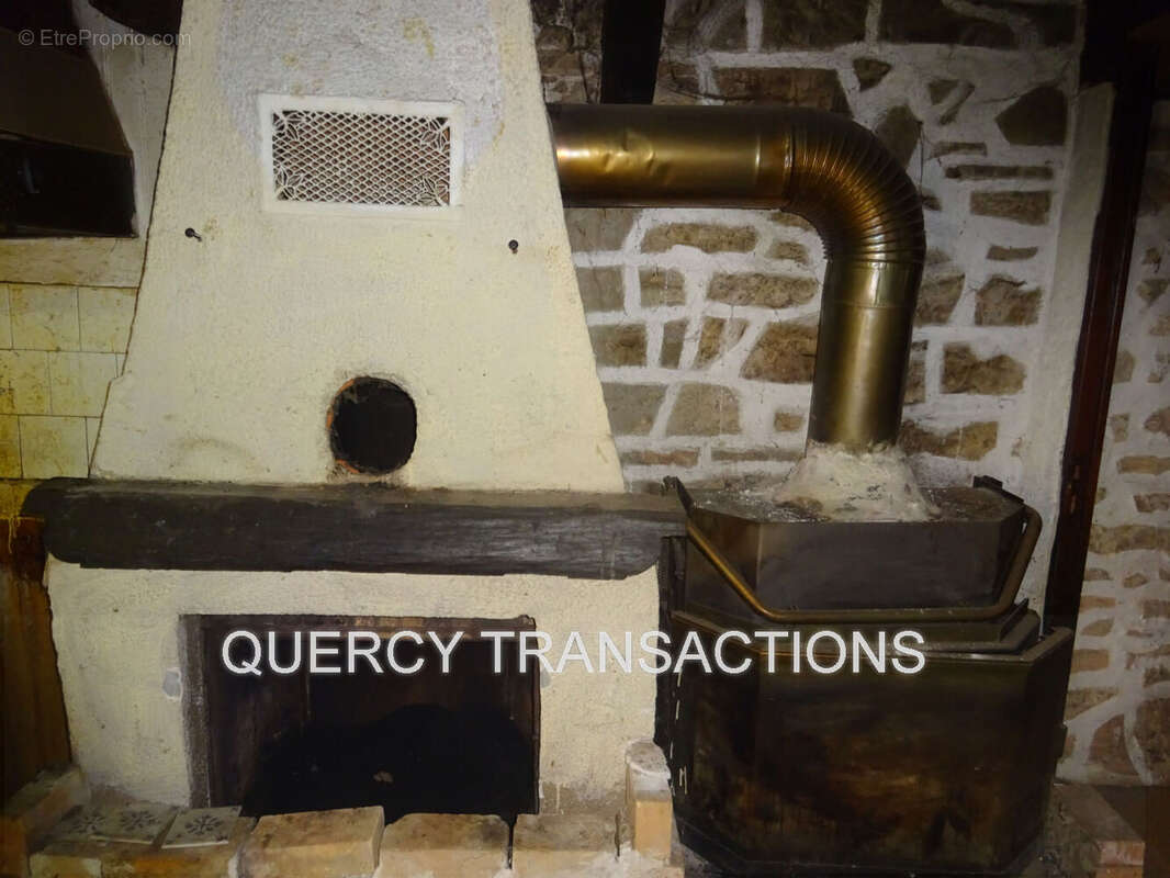 cheminée et poêle rdc - Maison à CATUS