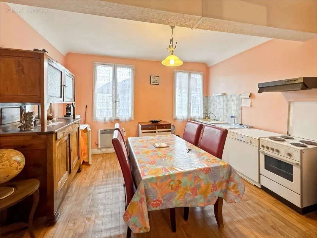 Appartement à TARASCON-SUR-ARIEGE