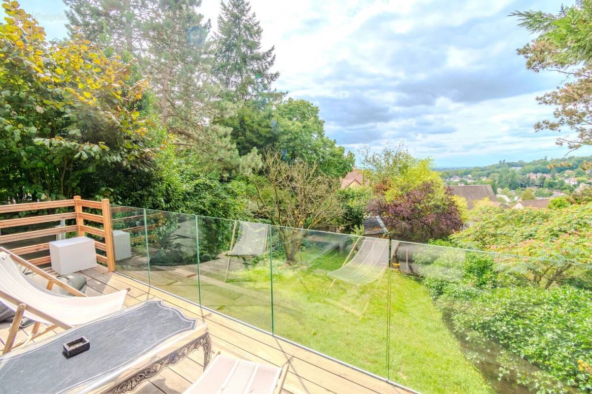 Maison à MONTMORENCY