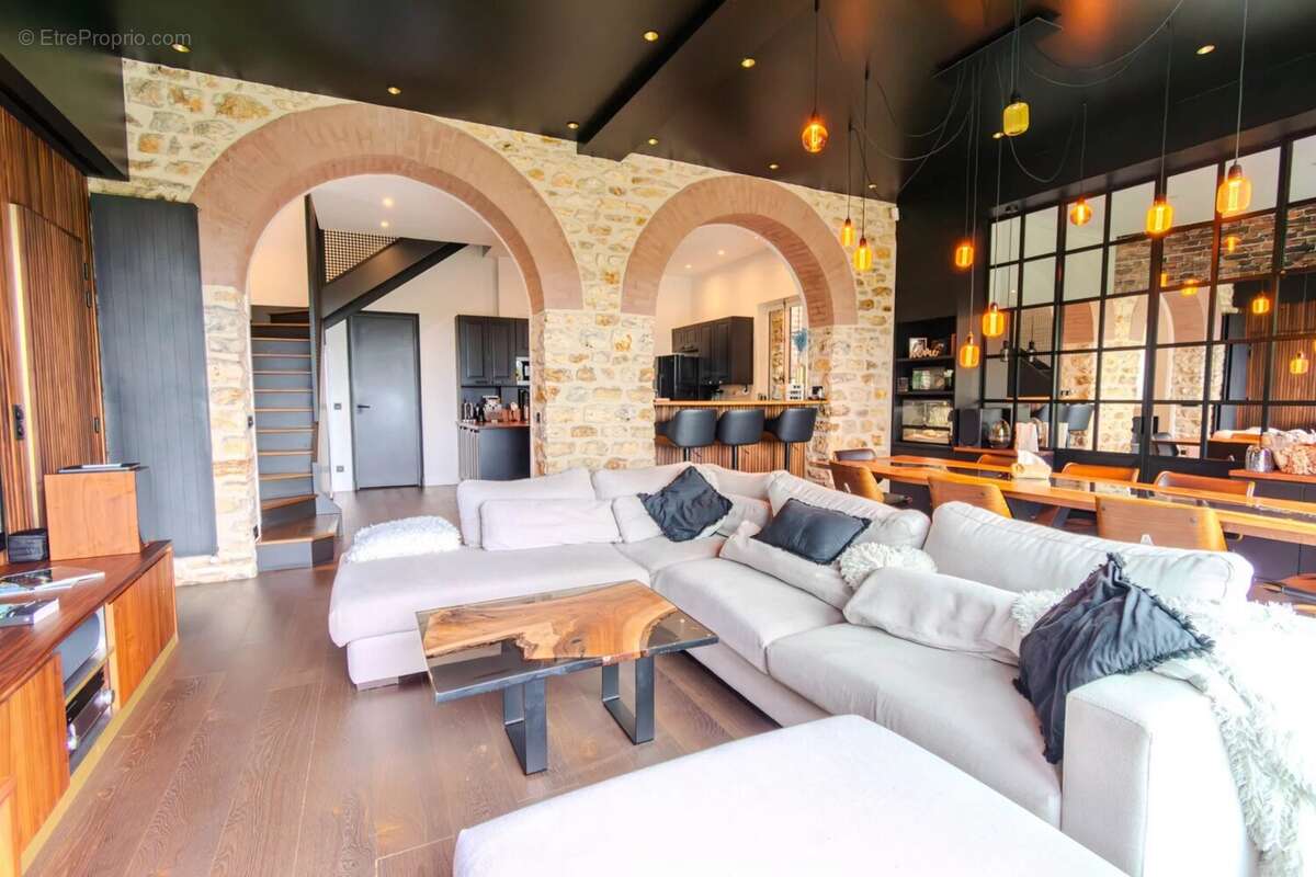 Maison à MONTMORENCY