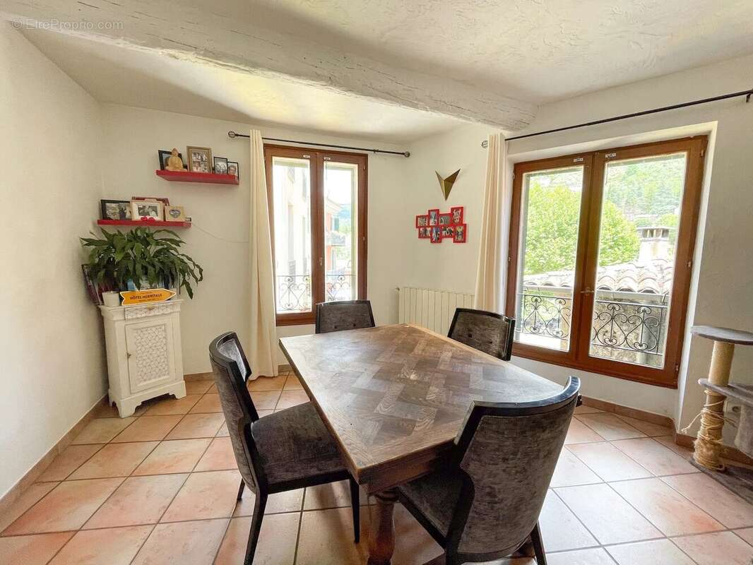 Appartement à SOSPEL