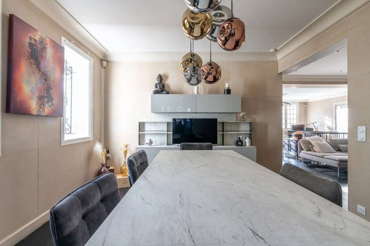 Appartement à NOGENT-SUR-MARNE