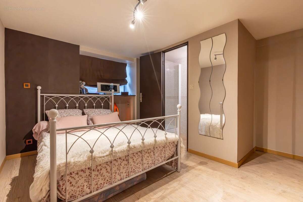 Appartement à NOGENT-SUR-MARNE