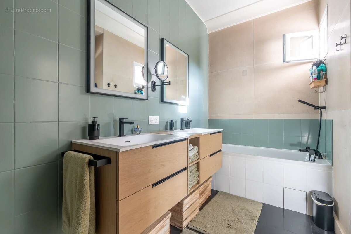 Appartement à NOGENT-SUR-MARNE