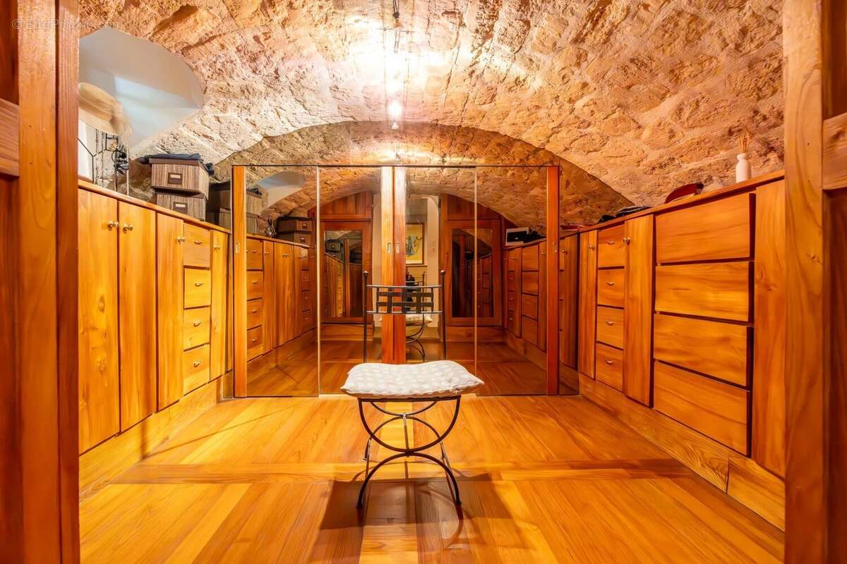 Appartement à NOGENT-SUR-MARNE