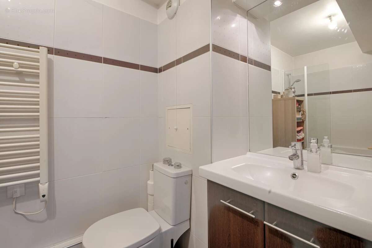 Appartement à SAINT-MAUR-DES-FOSSES