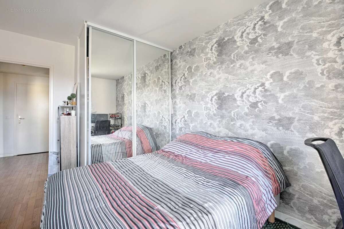 Appartement à SAINT-MAUR-DES-FOSSES