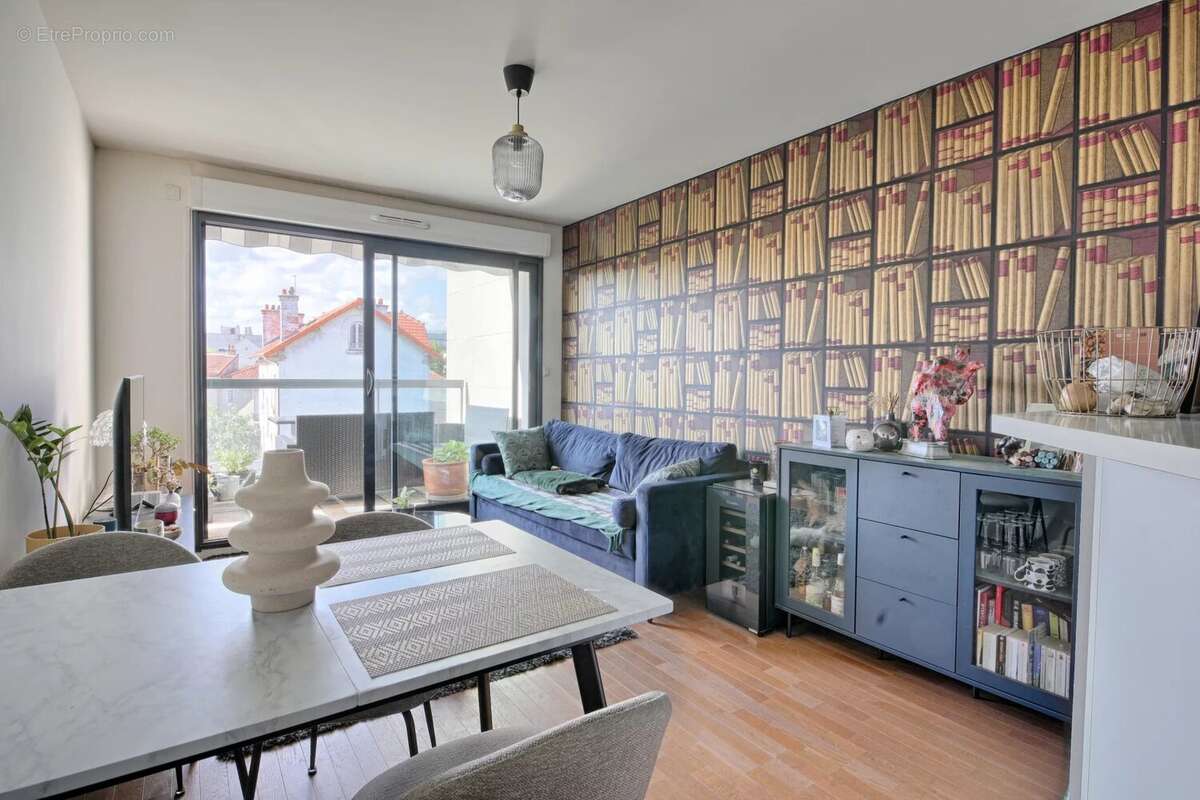 Appartement à SAINT-MAUR-DES-FOSSES