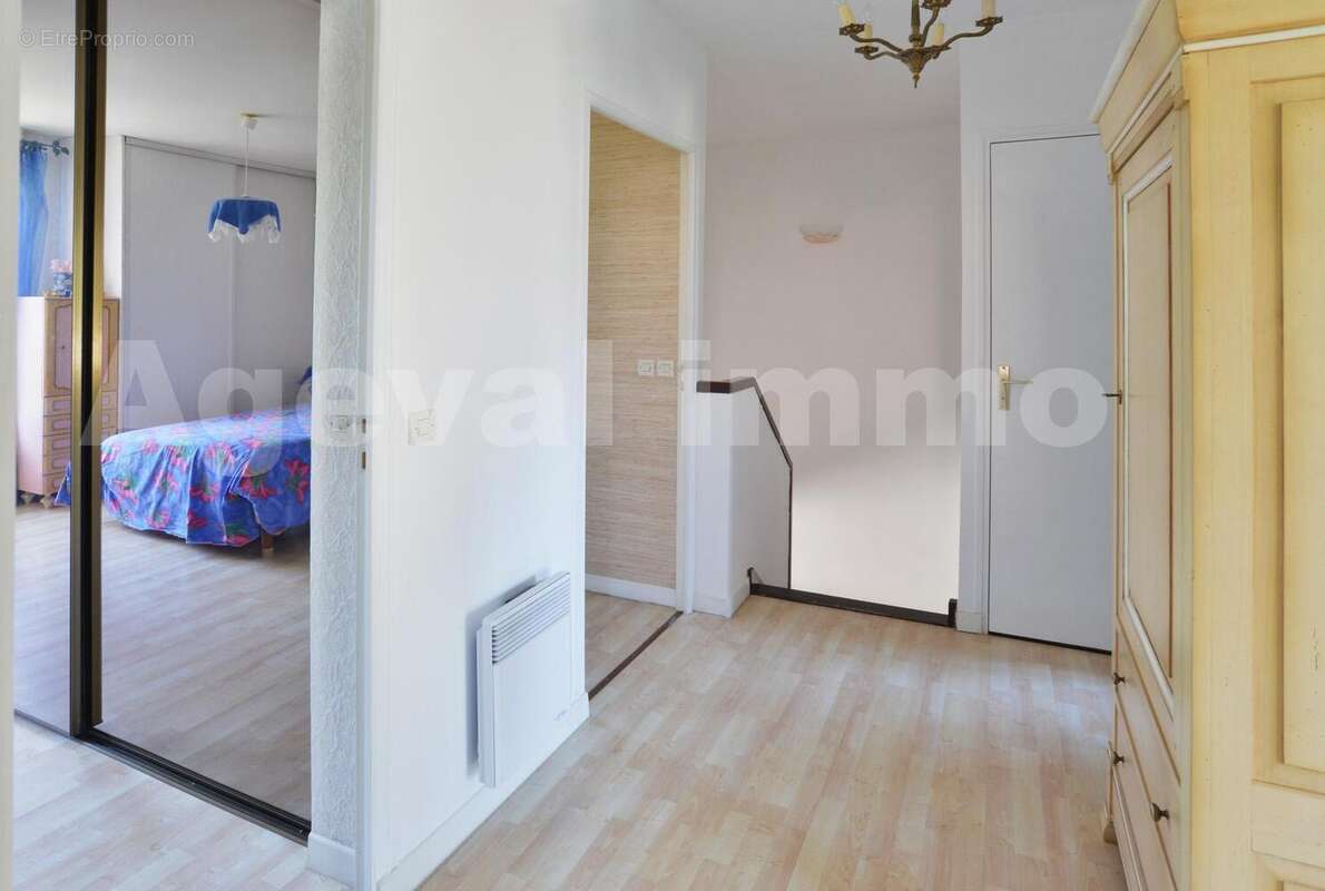 SPL_0073 - Maison à MONTGERON