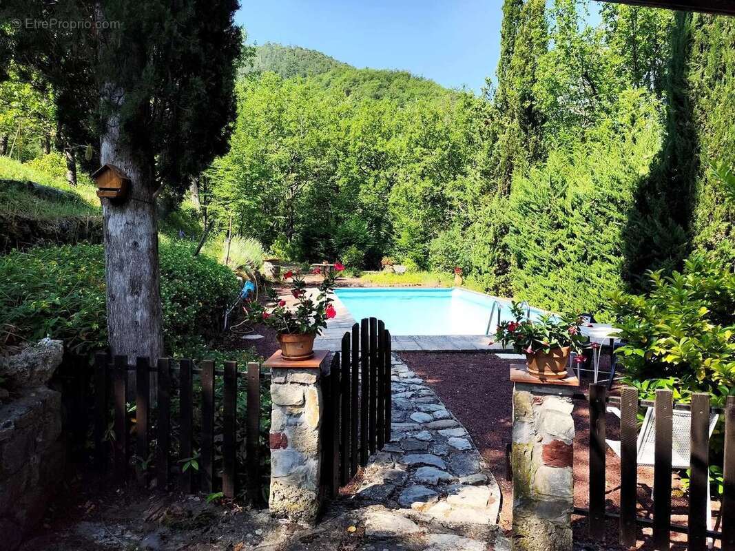 Maison à TOUET-SUR-VAR