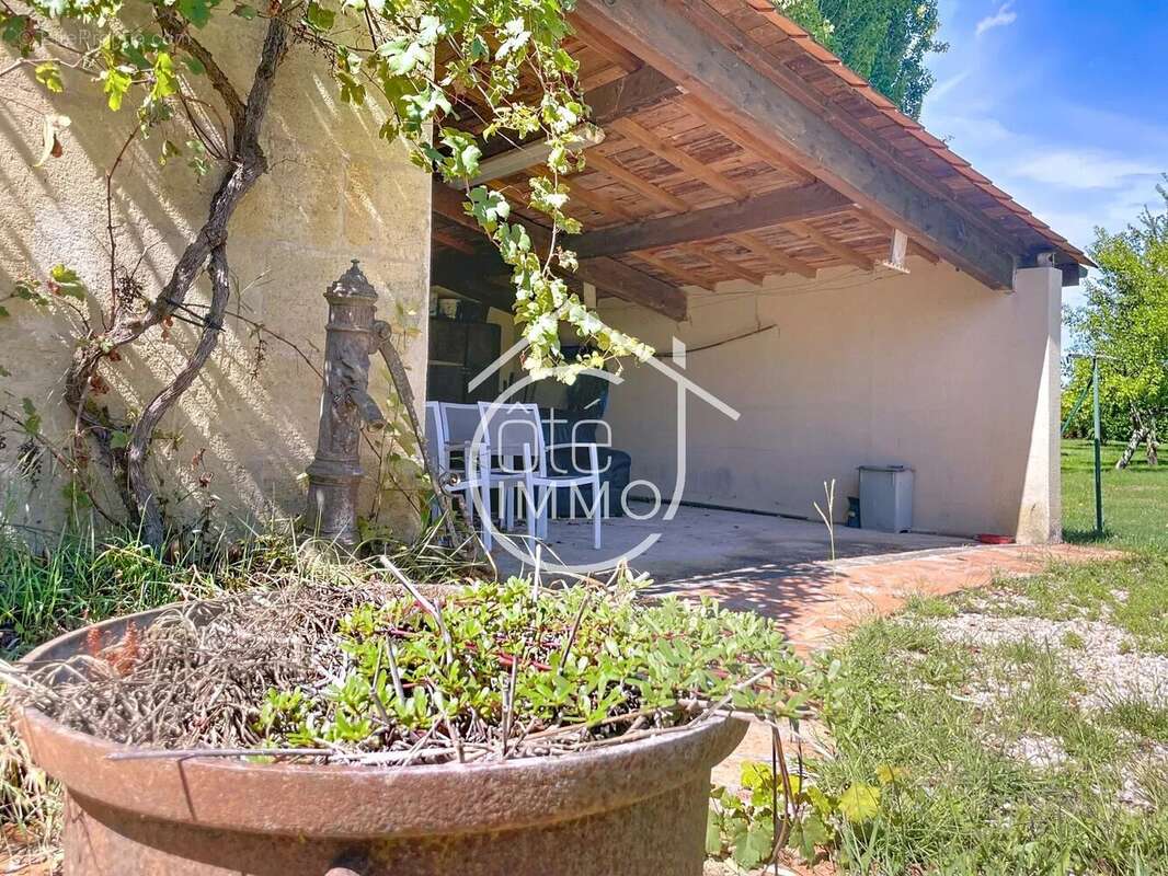 Maison à SAINT-EMILION