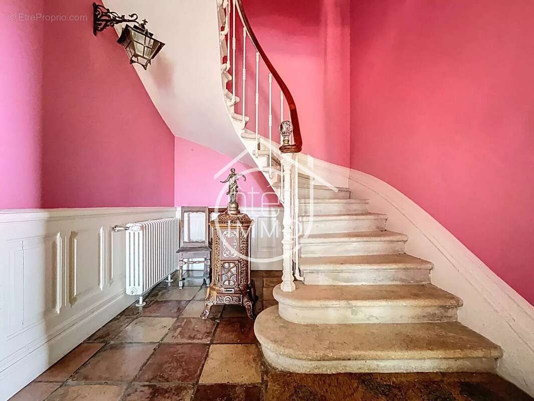 Maison à SAINT-EMILION