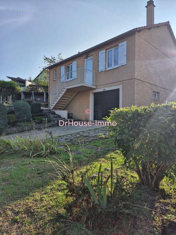 Maison à LA RICAMARIE