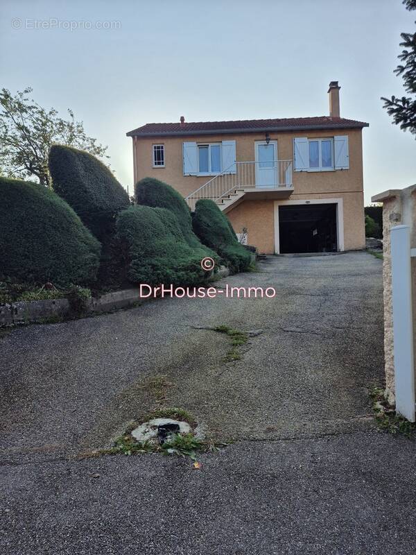 Maison à LA RICAMARIE