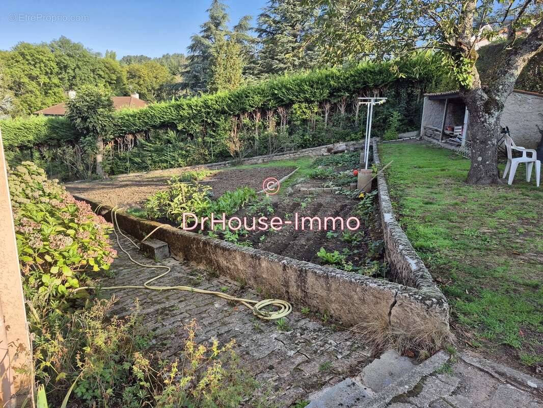 Maison à LA RICAMARIE