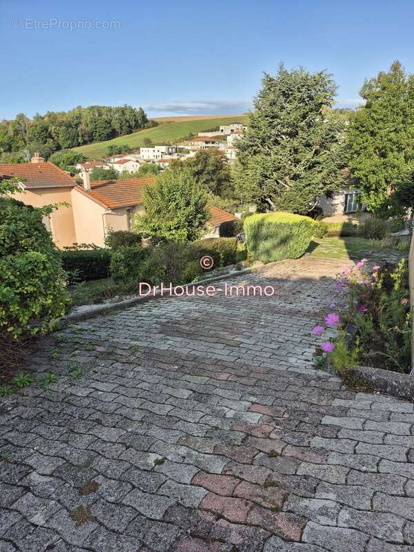 Maison à LA RICAMARIE