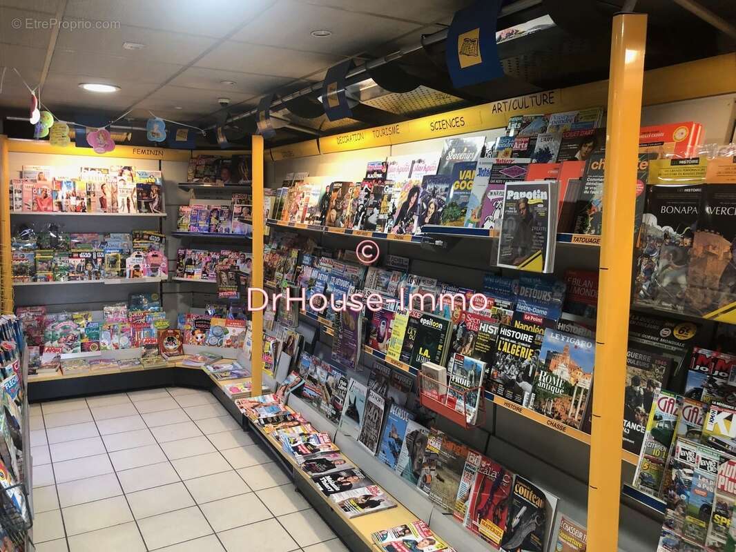 Commerce à MIRECOURT