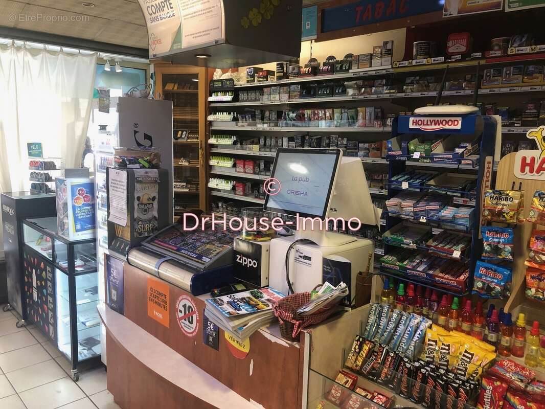 Commerce à MIRECOURT