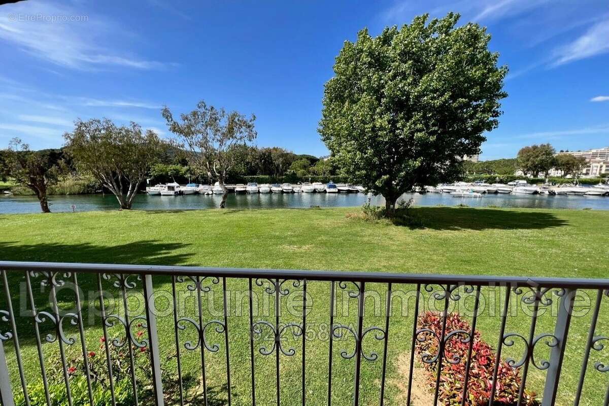 Appartement à MANDELIEU-LA-NAPOULE