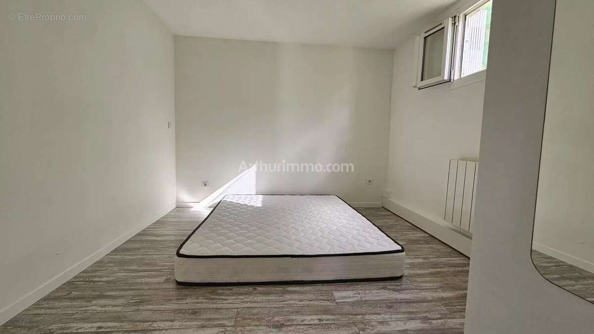 Maison à LA VILLE-DU-BOIS