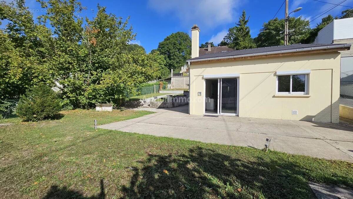 Maison à LA VILLE-DU-BOIS