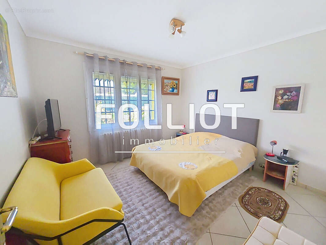 Maison à GRANDCAMP-MAISY