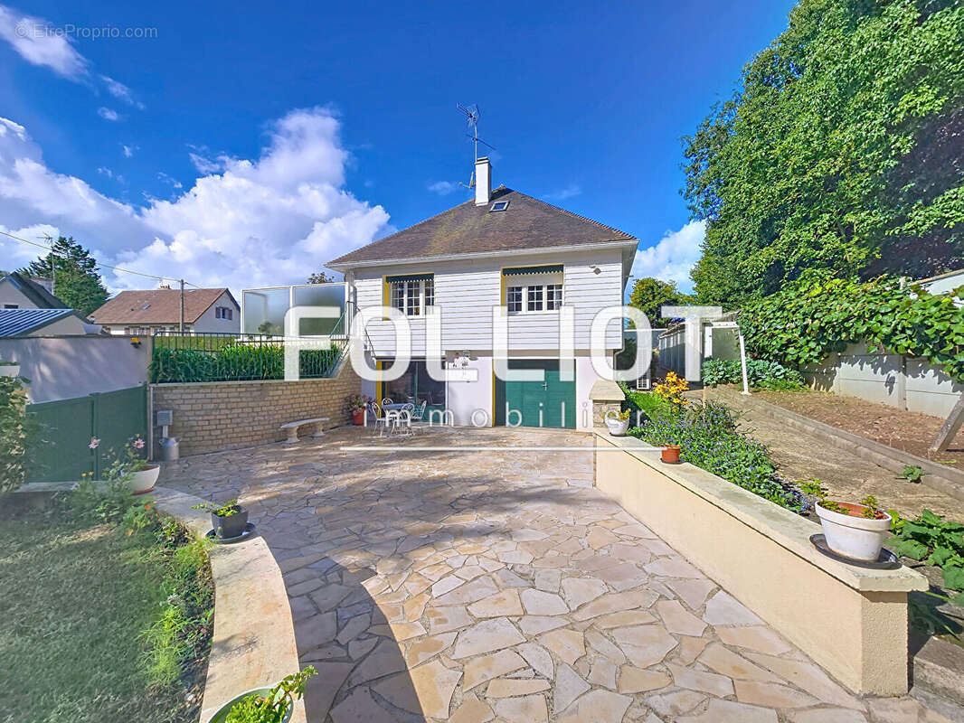 Maison à GRANDCAMP-MAISY