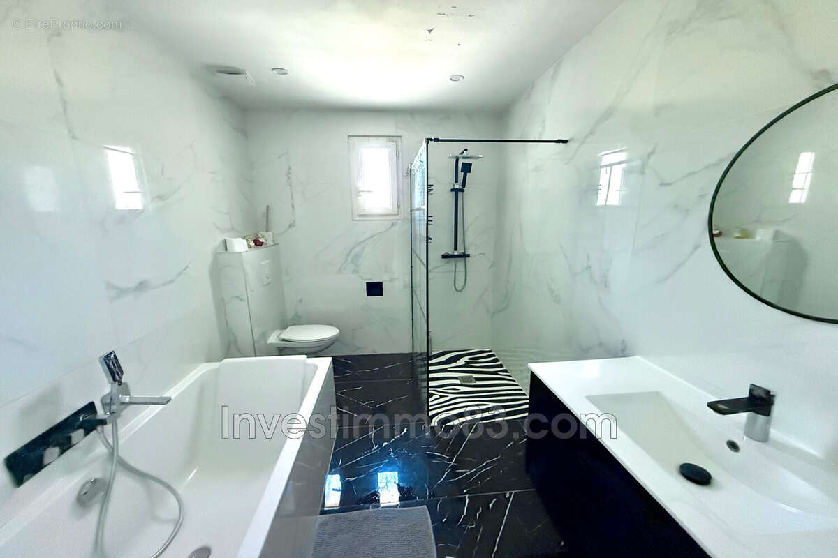 Maison à SAINT-CANNAT