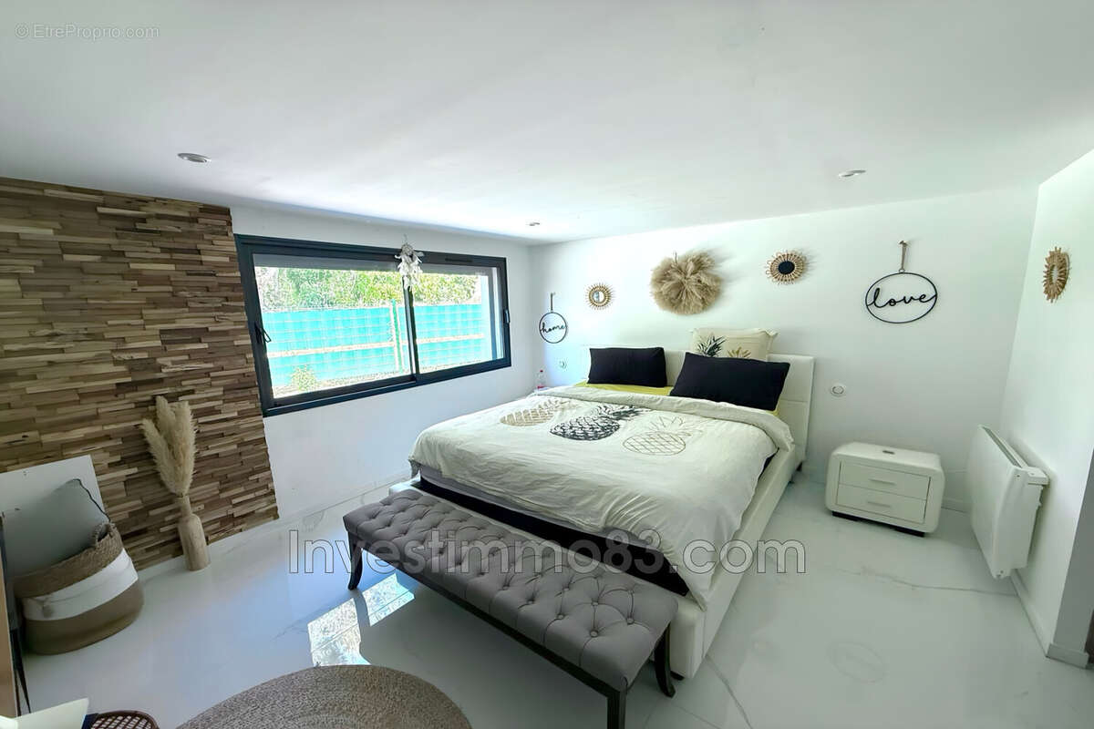 Maison à SAINT-CANNAT