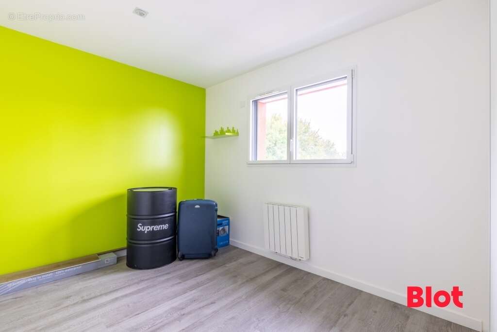 Maison à PIRE-SUR-SEICHE