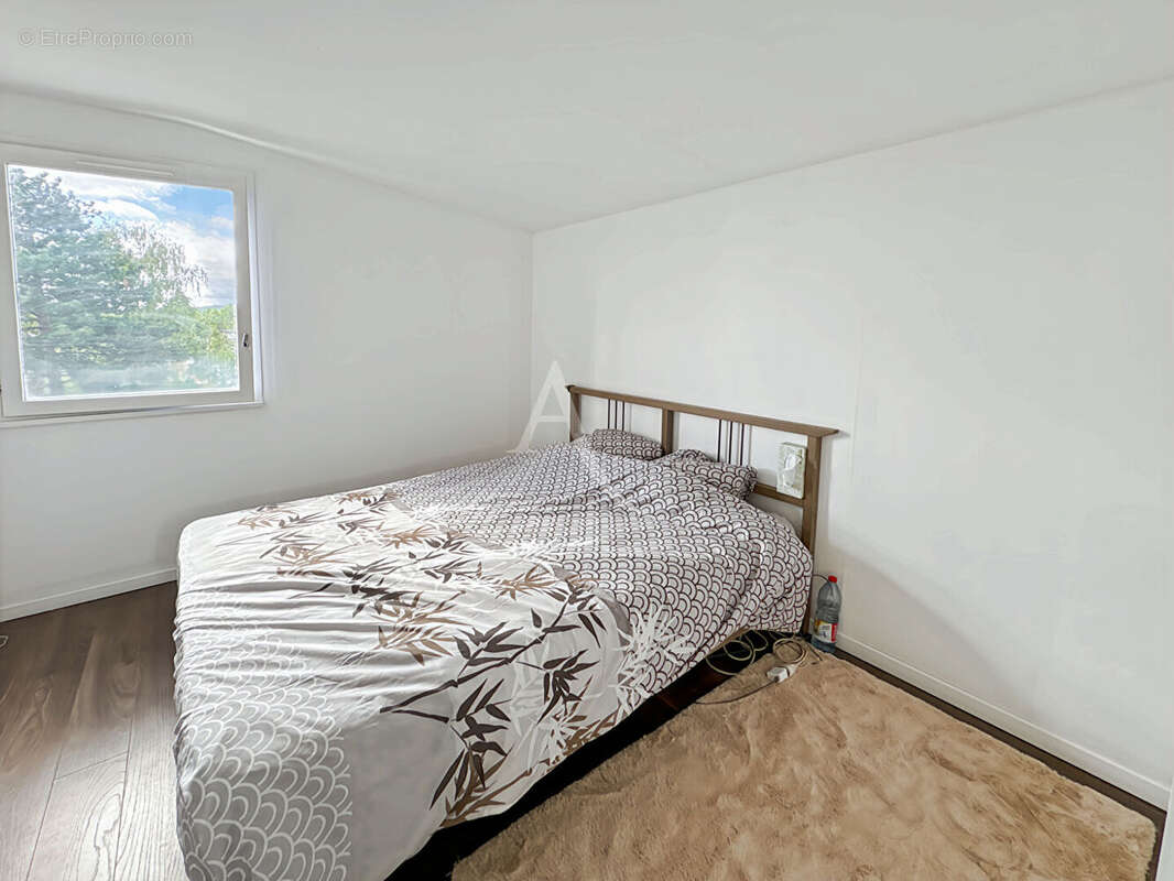 Maison à JOUY-LE-MOUTIER