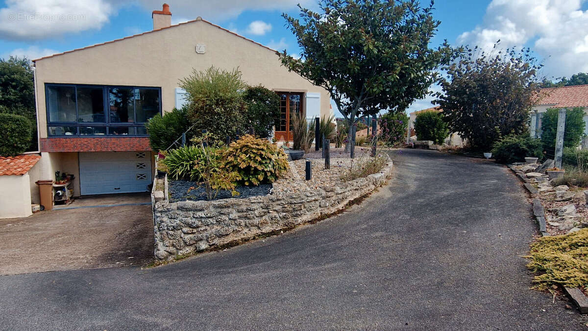 Maison à TALMONT-SAINT-HILAIRE