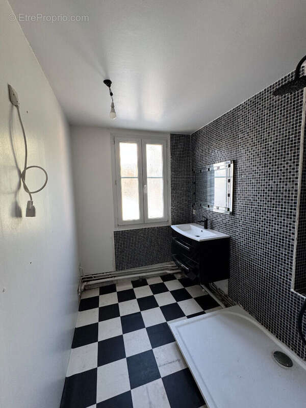 Appartement à CHAVILLE