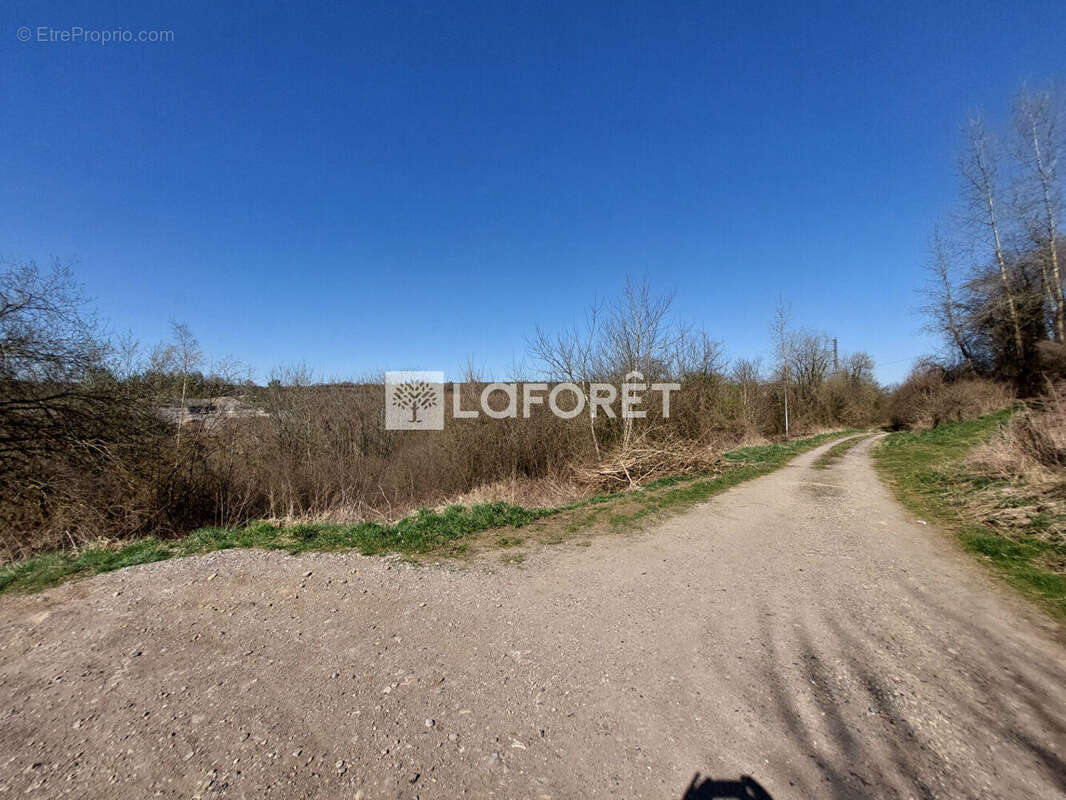 Terrain à VILLERUPT