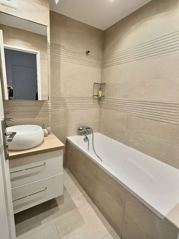Appartement à IVRY-SUR-SEINE