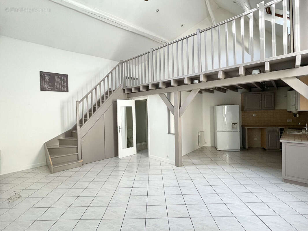 Appartement à HOUILLES