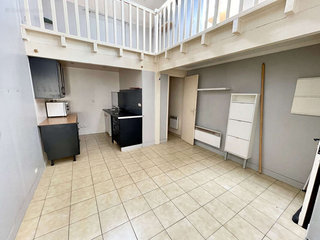 Appartement à HOUILLES