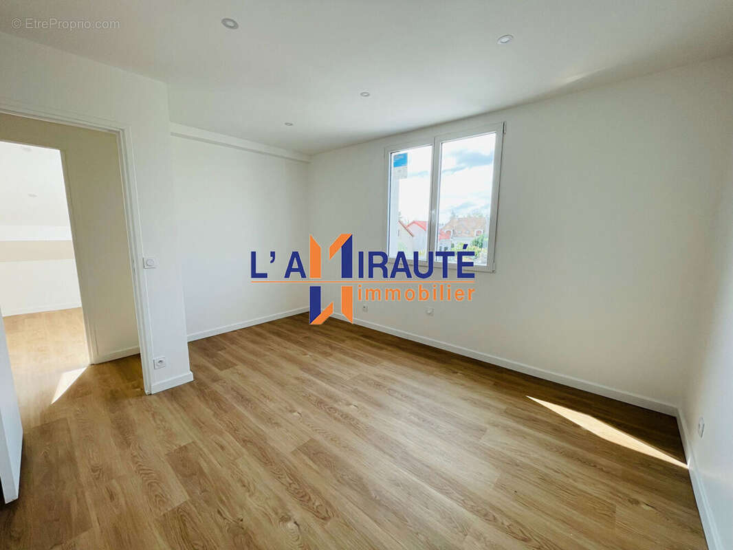 Maison à CARRIERES-SUR-SEINE