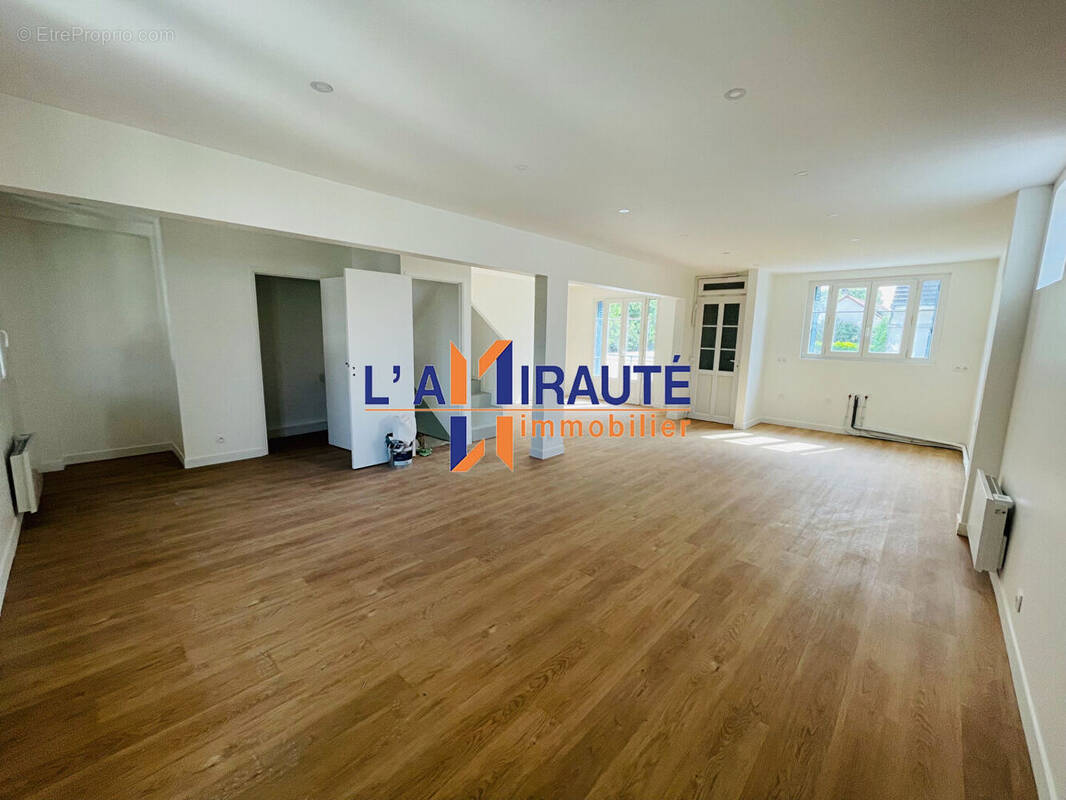 Maison à CARRIERES-SUR-SEINE