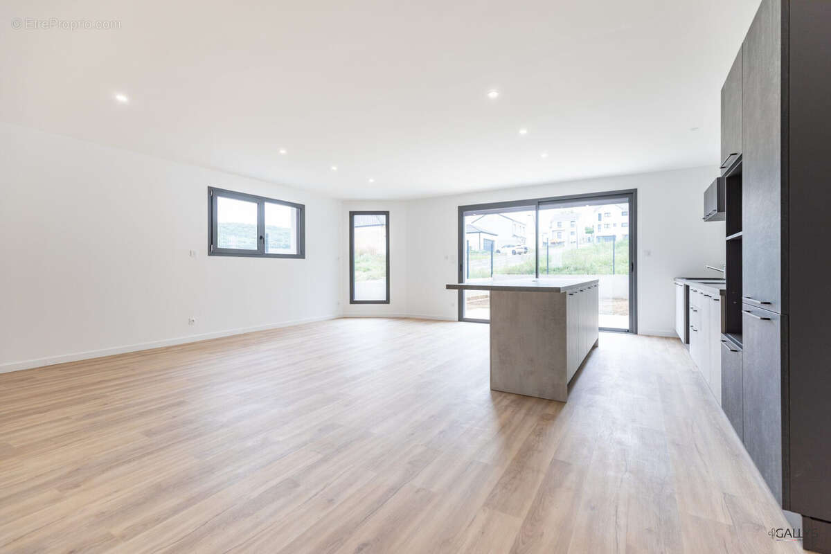 Maison à MARANGE-SILVANGE