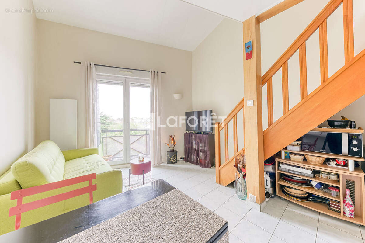 Appartement à PONTAULT-COMBAULT