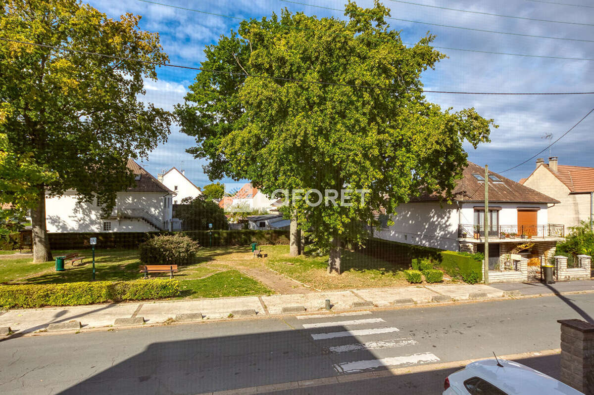 Appartement à OZOIR-LA-FERRIERE
