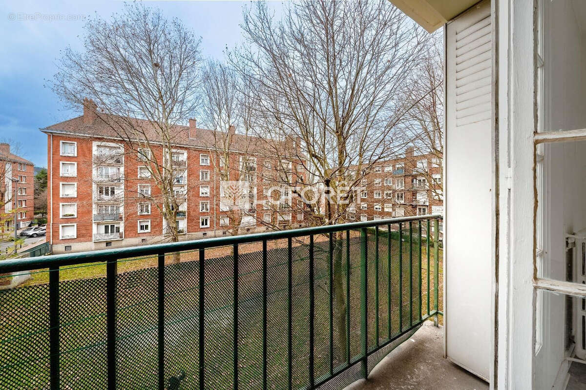 Appartement à SAINT-OUEN