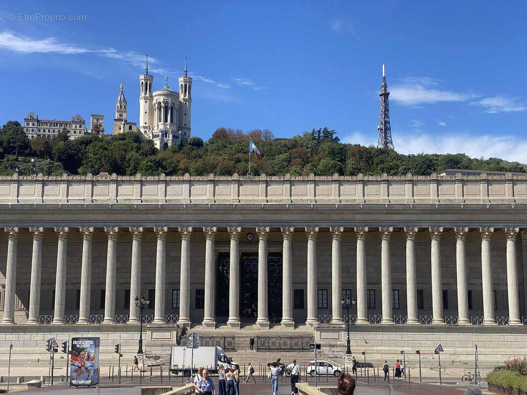 Photo 1 - Maison à LYON-5E